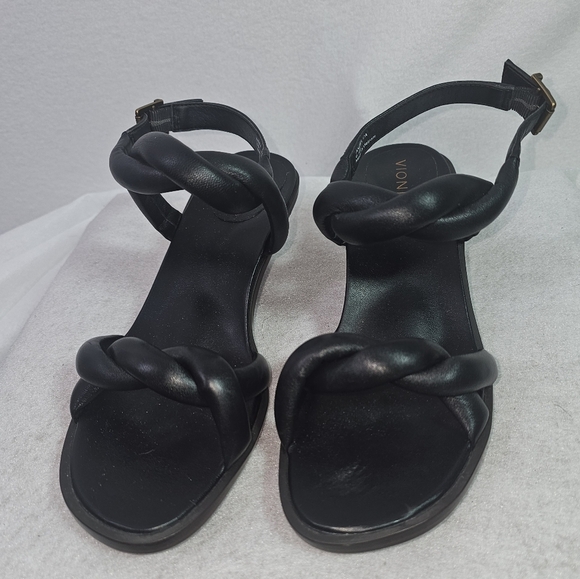 Vionic Women's Freesia Angelica Puffy Strap Kitten Heel Sandals Black, Sz 6.5 - Picture 1 of 9